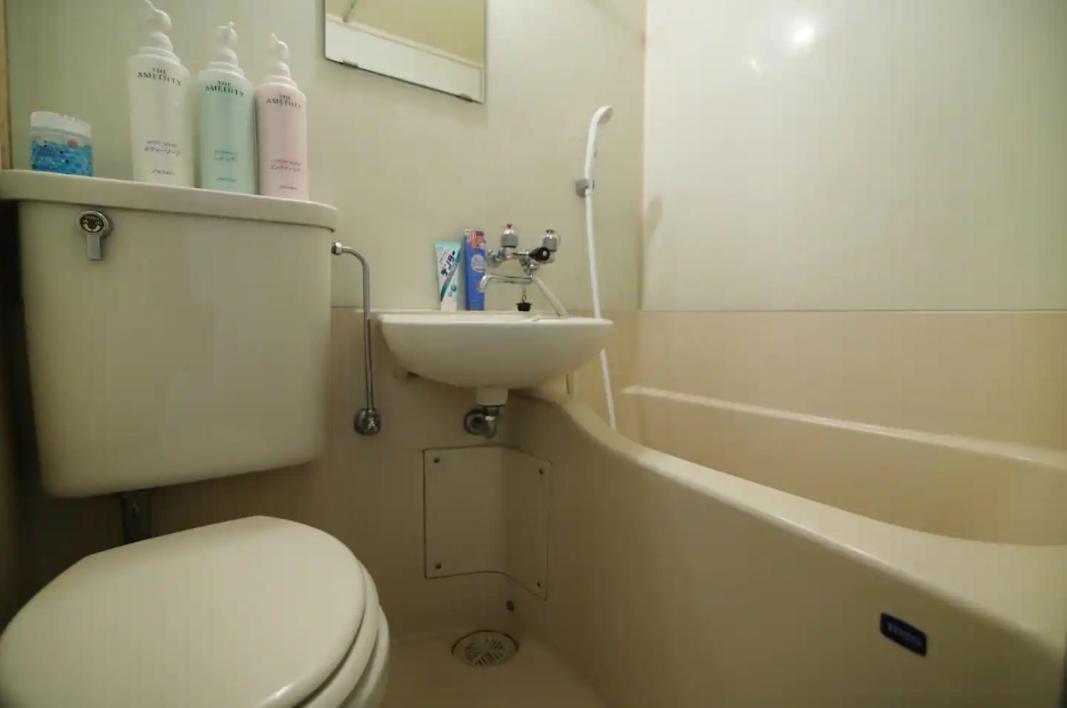 Kb House Shinjuku Double Room Free Poket Wifi! Tokyo Esterno foto